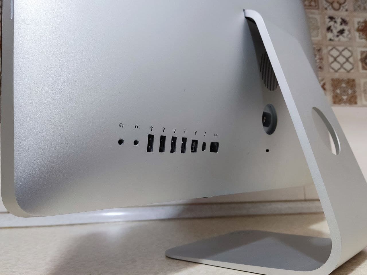 آل این وان آی مک استوک اپل Apple iMac A1311 پردازنده i5