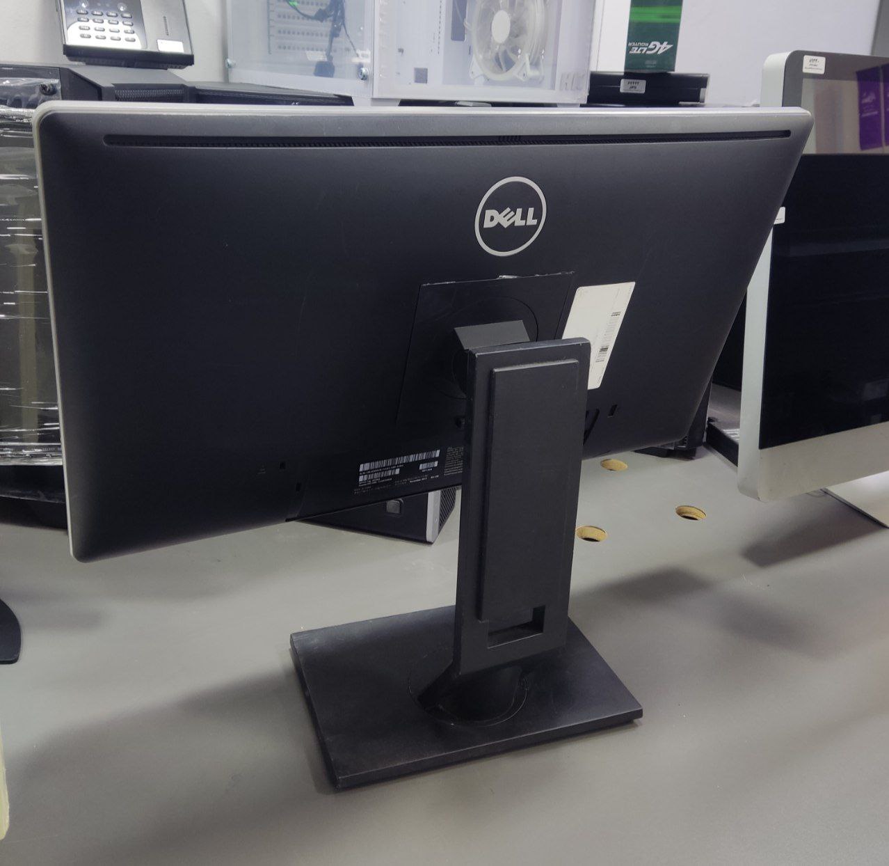 مانیتور استوک دل 24 اینچ مدل Dell P2414HB IPS