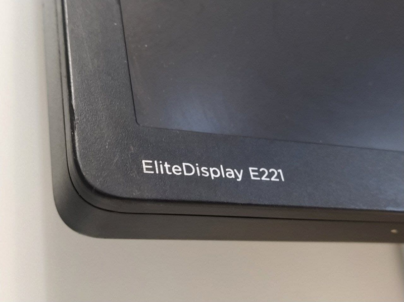 مانیتور استوک 22 اینچ HP EliteDisplay E221i - Image 8