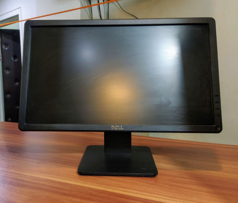 مانیتور استوک دل Dell E2014HF سایز 20 اینچ - Image 2