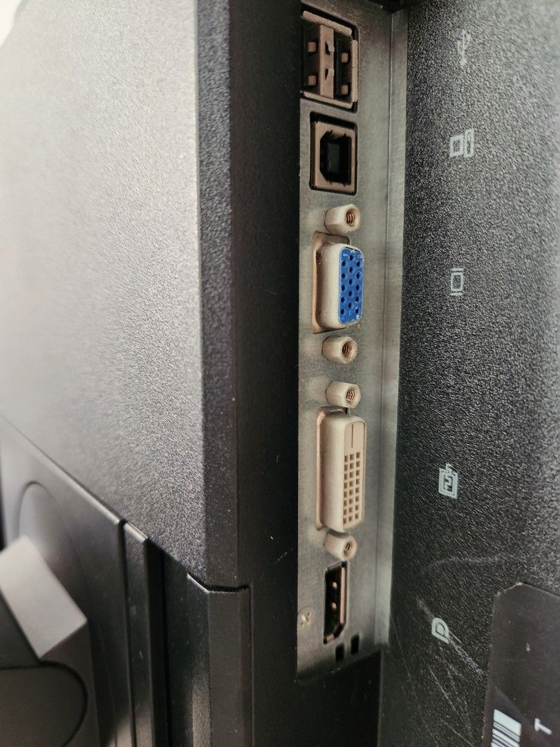 مانیتور استوک 24 اینچ اچ پی HP Z24i