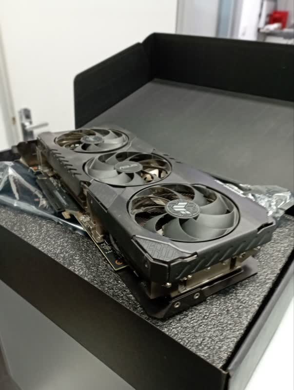 کارت گرافیک استوک ایسوس Asus 3080 Tuf ظرفیت 10 گیگابایت با کارتن - Image 3