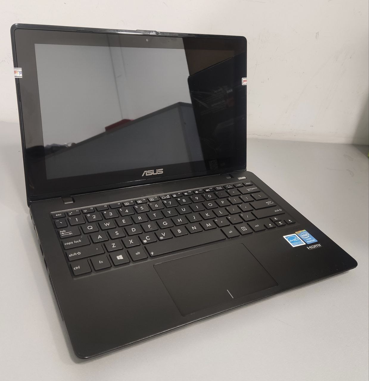 لپ تاپ استوک ایسوس Asus X200CA (لمسی)